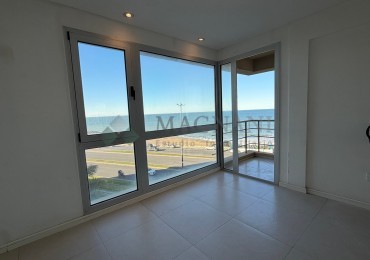 ALQUILER POR 24 MESES DEPARTAMENTO 2 AMBIENTES FRENTE AL MAR ZONA LA PERLA CON COCHERA