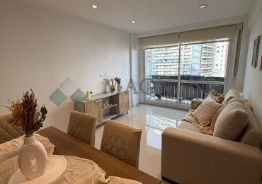 VENTA DEPARTAMENTO 2 AMBIENTES CON DEPENDENCIA RECICLADO A NUEVO CON VISTA AL MAR ZONA CENTRO