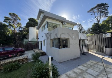 CASA 3 AMBIENTES EN BOSQUE PERALTA RAMOS CON QUINCHO Y PILETA